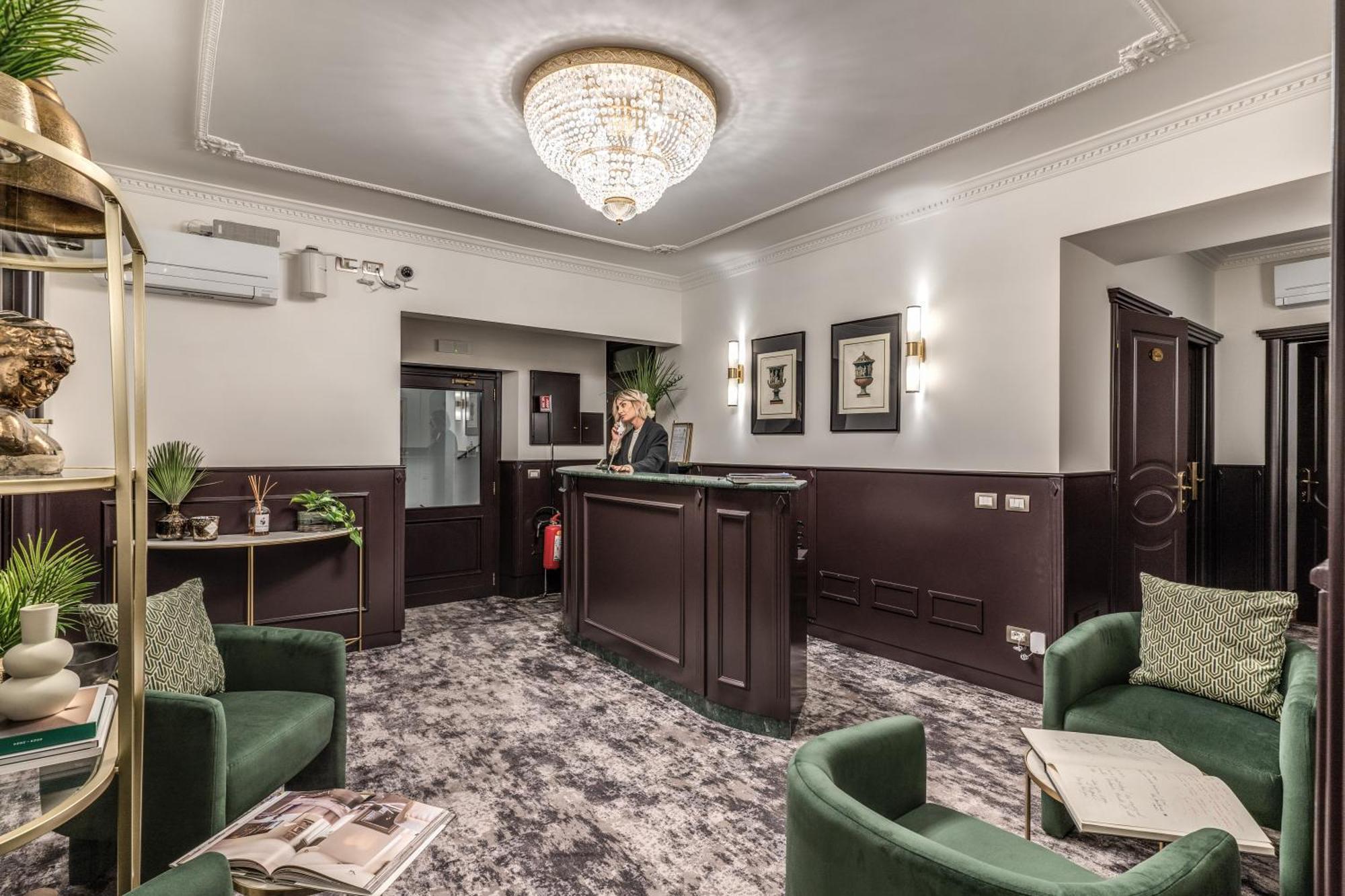 Antica Residenza Del Corso Hotel Rome Exterior photo