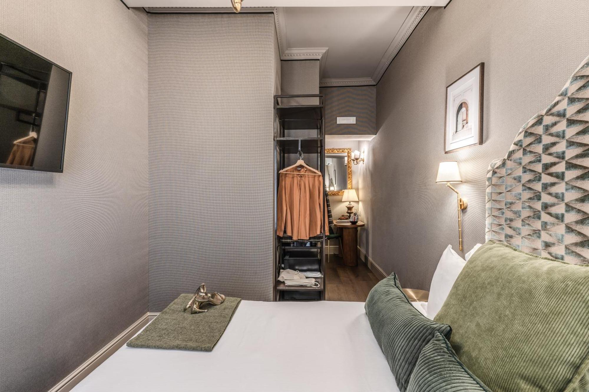 Antica Residenza Del Corso Hotel Rome Exterior photo