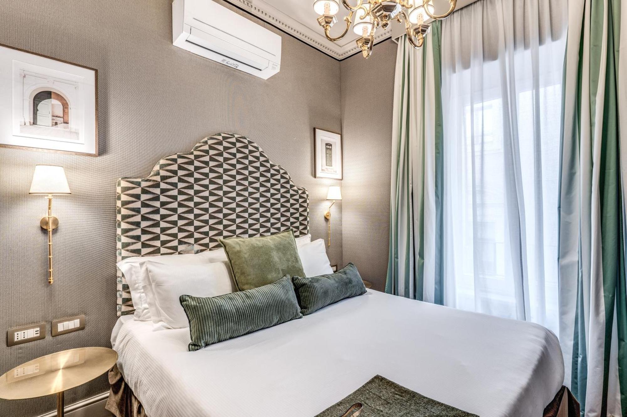 Antica Residenza Del Corso Hotel Rome Exterior photo