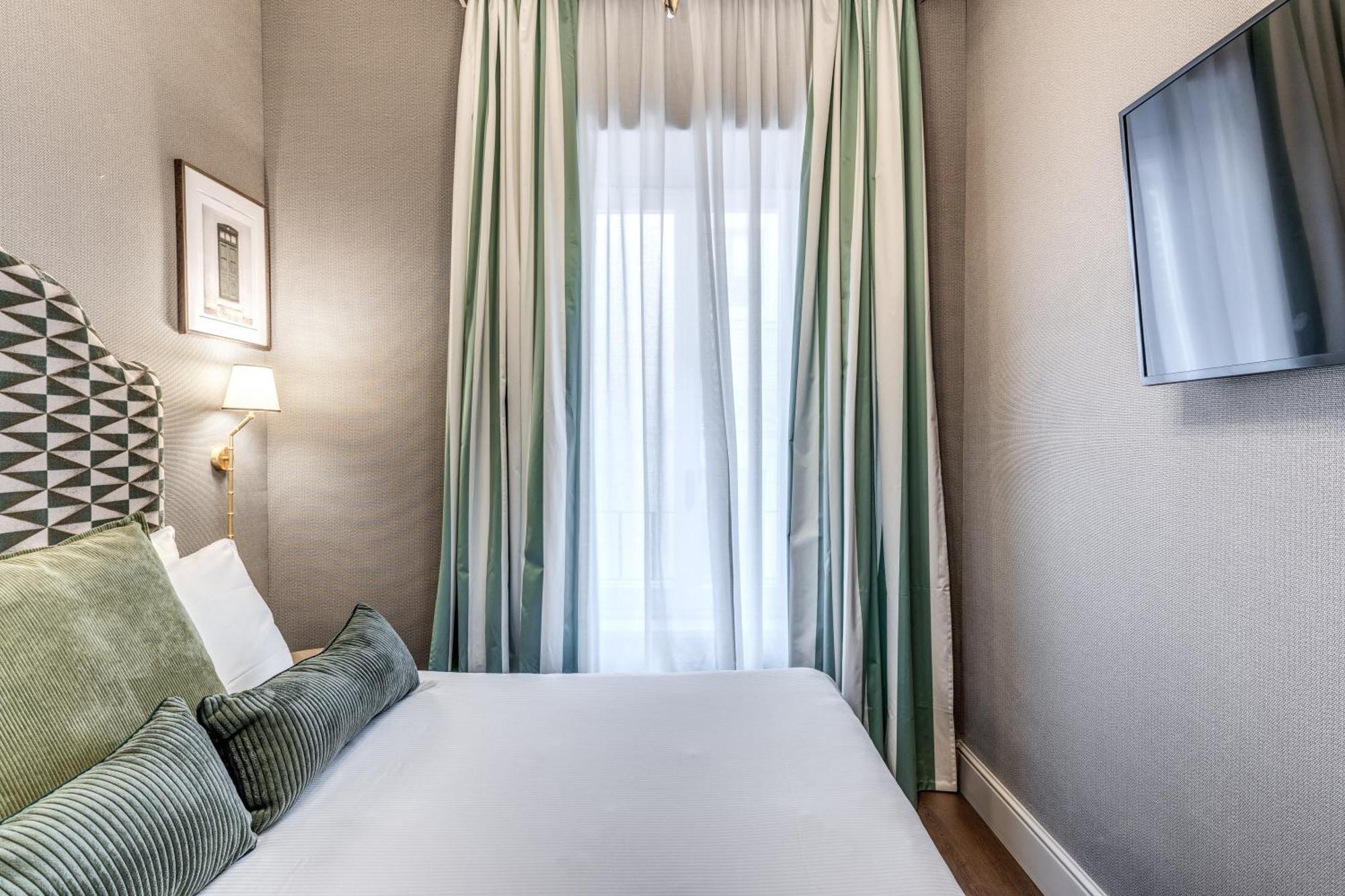 Antica Residenza Del Corso Hotel Rome Exterior photo