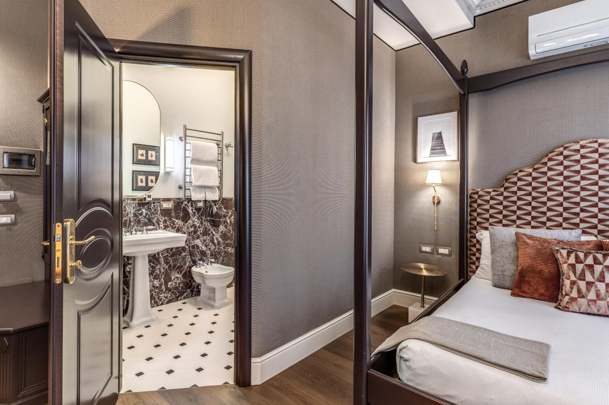 Antica Residenza Del Corso Hotel Rome Exterior photo