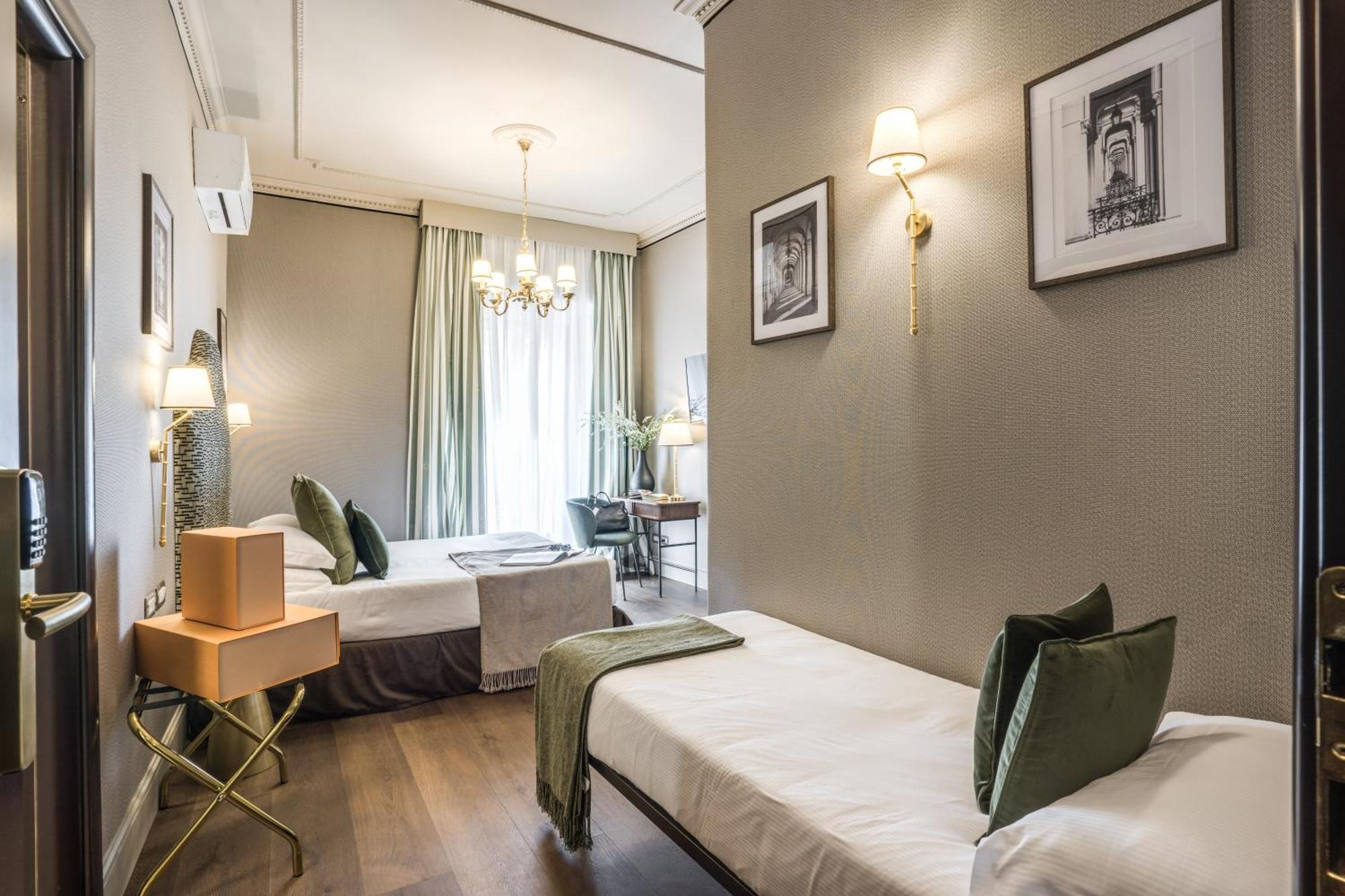 Antica Residenza Del Corso Hotel Rome Exterior photo
