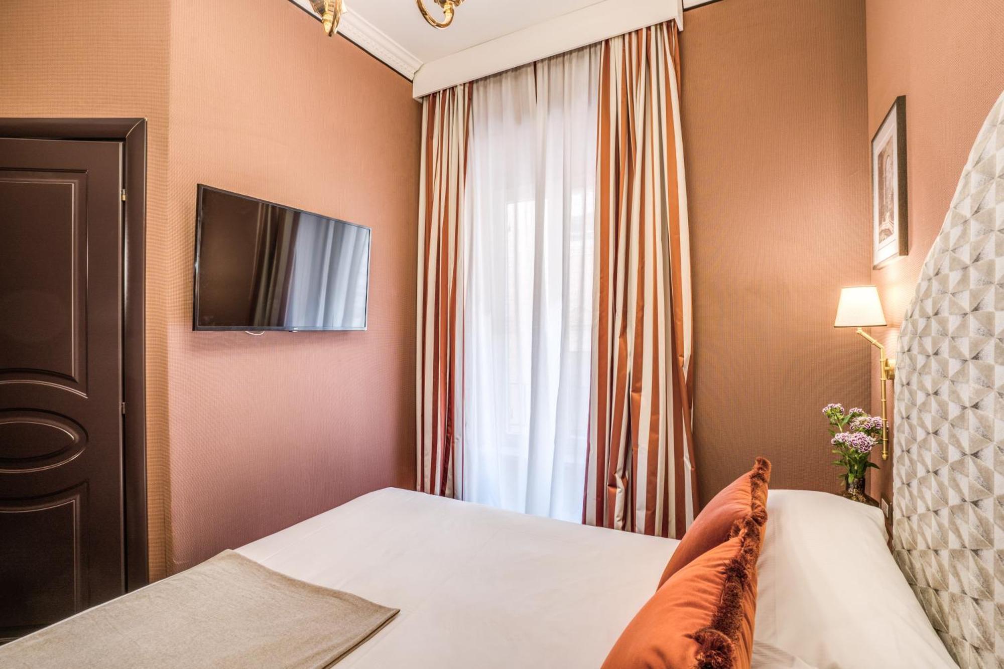 Antica Residenza Del Corso Hotel Rome Exterior photo