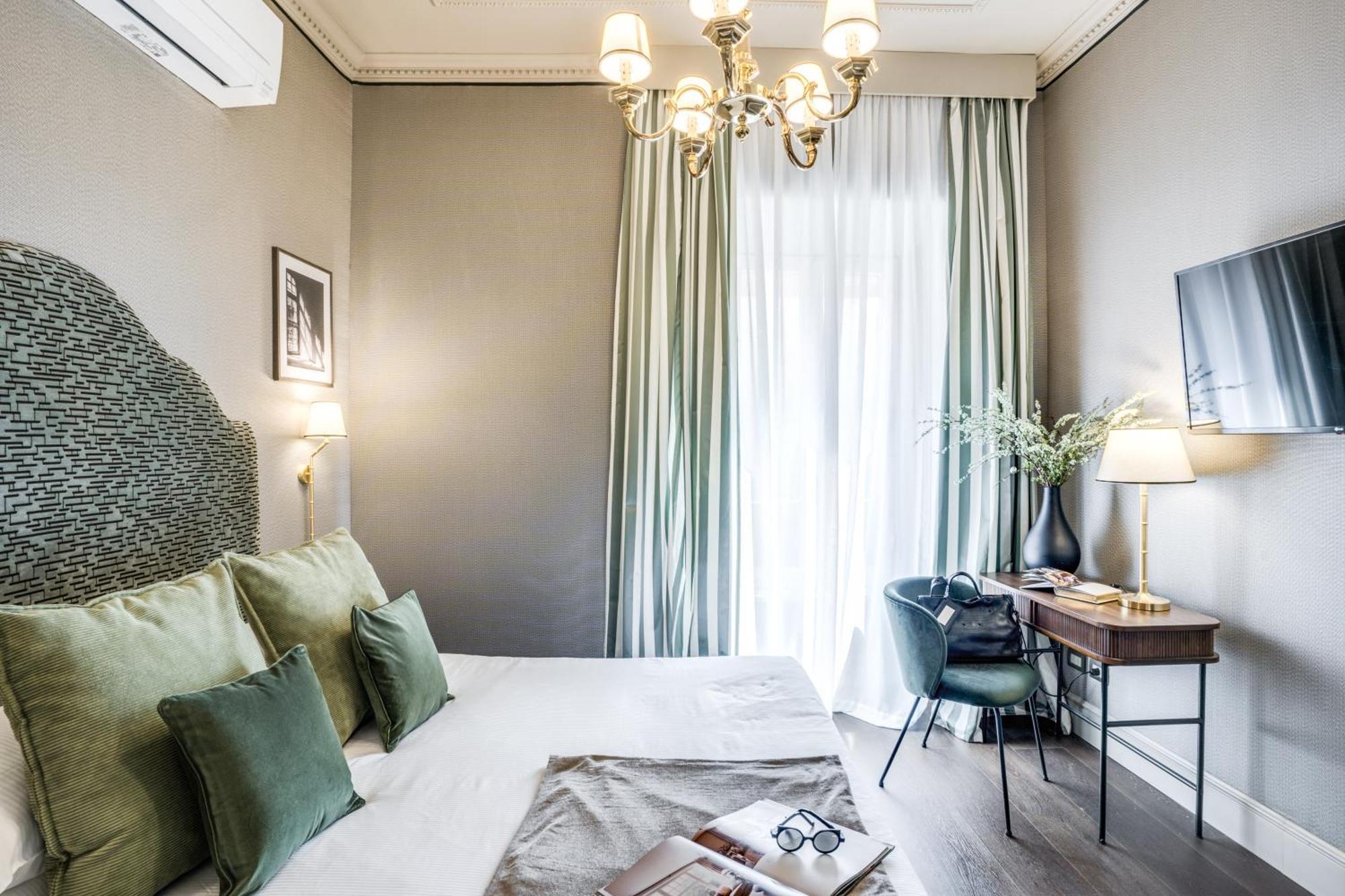 Antica Residenza Del Corso Hotel Rome Exterior photo
